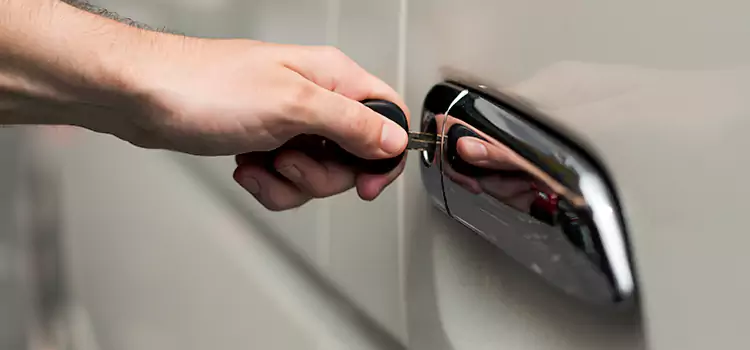 Why Choose Our Auto Locksmith Team in Lowell, MA?