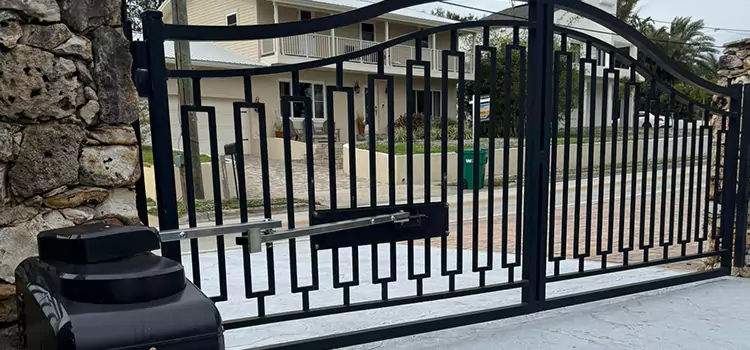 Swing Gate Opener with Keypad Lowell